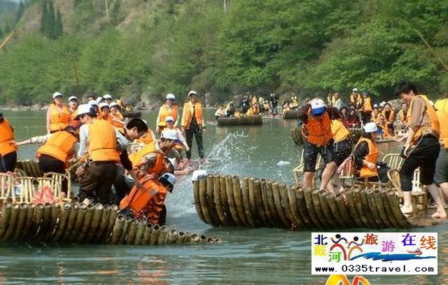 東戴河永安峽谷漂流