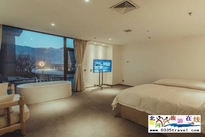 山海間溫泉藝術(shù)中心酒店