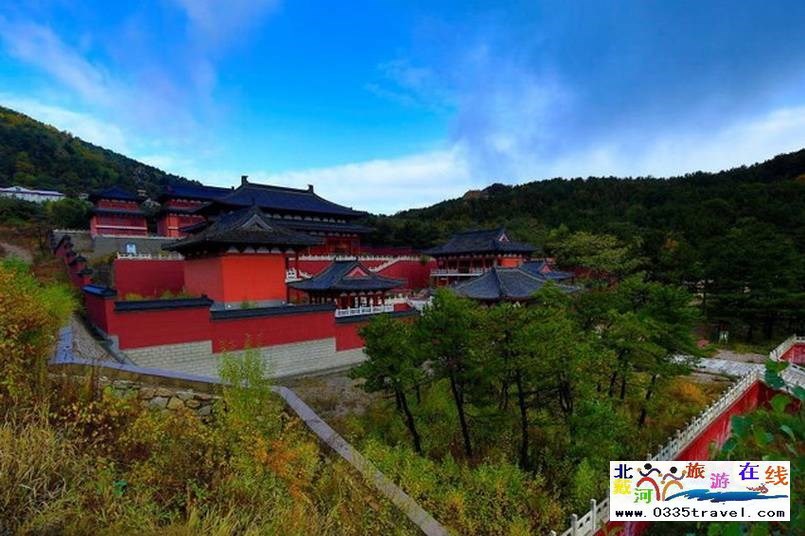 秦皇島祖山·天女小鎮(zhèn)(滑雪登山攝影)咨詢預(yù)定電話18633570222 15703350808