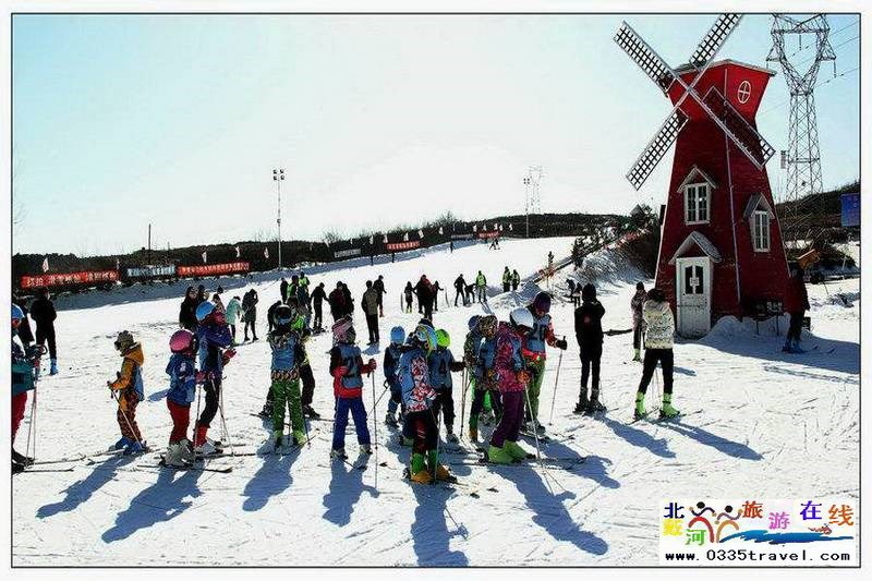 秦皇島山海關(guān)紫云山滑雪場(chǎng)