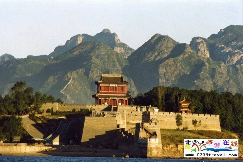 超值“山海關(guān)十年暢游卡”（包含天下第一關(guān)、老龍頭、角山、長(zhǎng)壽山、孟姜女廟等九大景區(qū)）