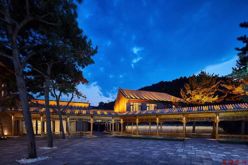 承德金山嶺長(zhǎng)城大酒店咨詢預(yù)定電話18633570222 15703350808 承德金山嶺長(zhǎng)城大酒店咨詢預(yù)定電話18633570222 15703350808