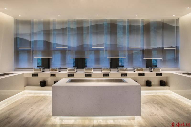 承德金山嶺長(zhǎng)城大酒店咨詢預(yù)定電話18633570222 15703350808 承德金山嶺長(zhǎng)城大酒店咨詢預(yù)定電話18633570222 15703350808