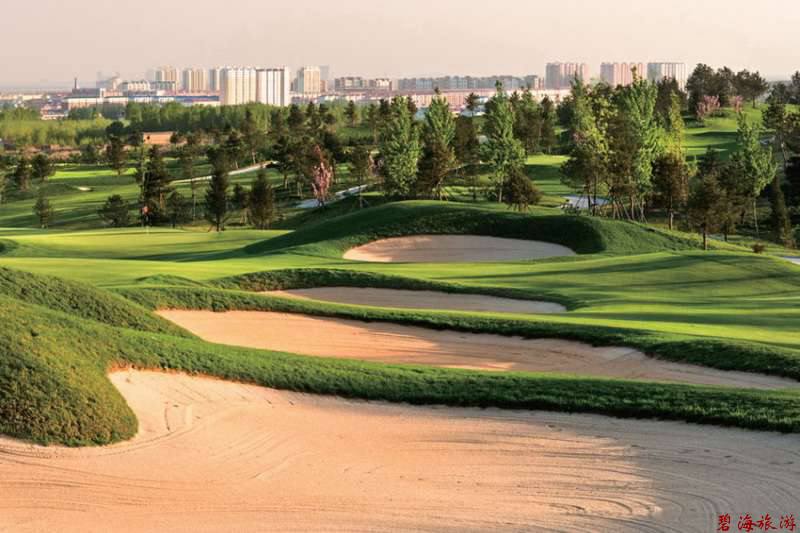 北戴河松石高爾夫/保利國(guó)際高爾夫/榮盛森林高爾夫俱樂(lè)部球場(chǎng)聯(lián)合優(yōu)惠預(yù)訂18633570222  15703350808